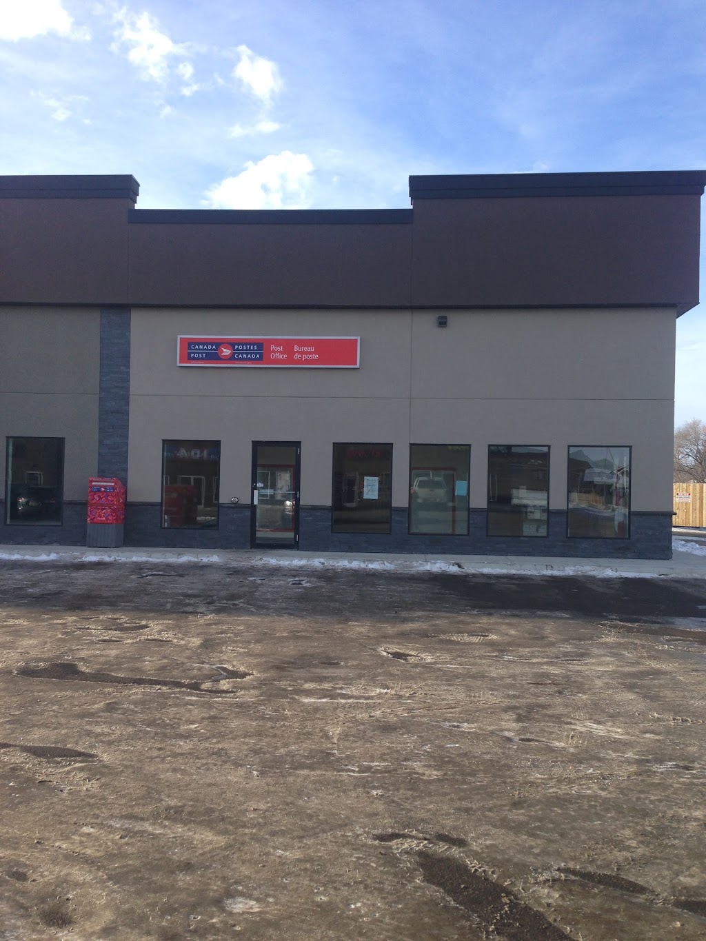 Canada Post | 1370 Robinson Ave #5, Penhold, AB T0M 1R0, Canada | Phone: (403) 886-2450