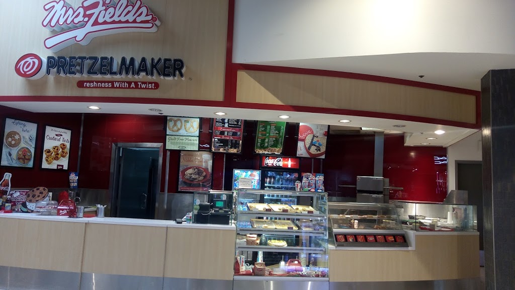 Pretzelmaker | 221 Glendale Ave, St. Catharines, ON L2T 2K9, Canada | Phone: (905) 704-1493