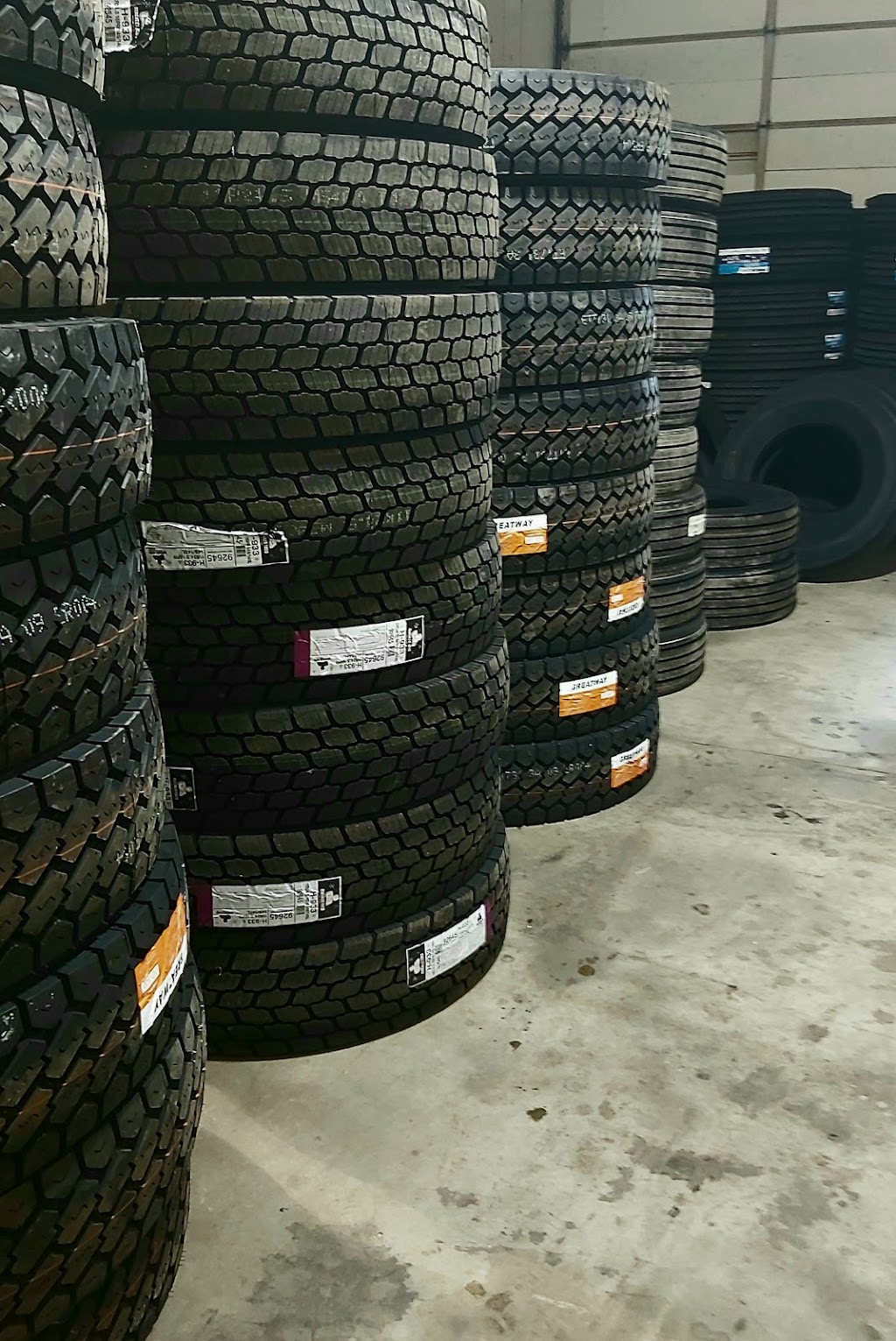 MDF Tire Abbotsford | 2012 Mason St, Abbotsford, BC V2T 6E4, Canada | Phone: (778) 822-3920