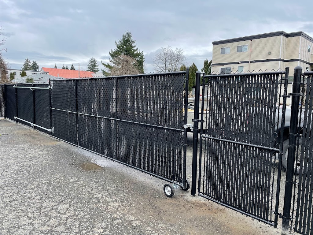 Assa Fencing Ltd | 20471 42 Ave, Langley, BC V3A 3A8, Canada | Phone: (604) 825-2610