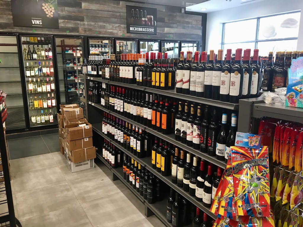 CREVIER - Dépanneur MAXI (Au Coin Des Picoleurs) | 700 Rue de Montbrun, Boucherville, QC J4B 8H2, Canada | Phone: (450) 857-0808