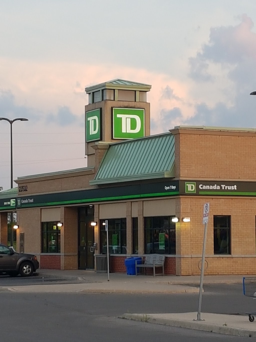 TD Canada Trust Branch and ATM | 23532 Woodbine Ave, Keswick, ON L4P 0E2, Canada | Phone: (905) 476-4130