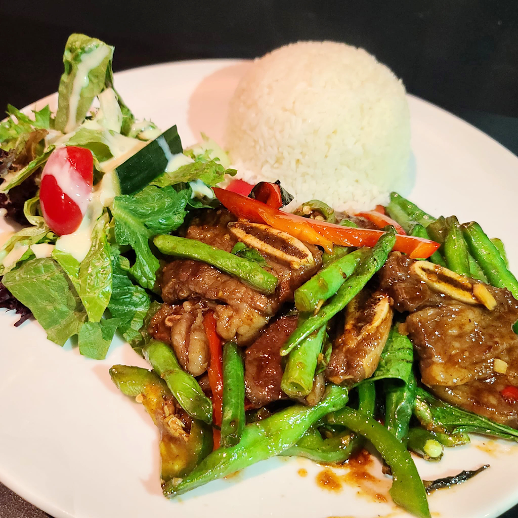 Urban Thai Bistro | 5607 Dunbar St, Vancouver, BC V6N 1W5, Canada | Phone: (604) 566-3903