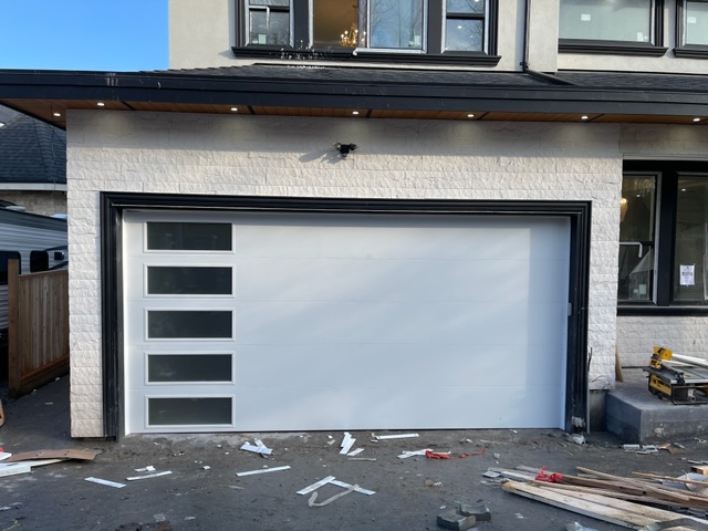 SNS GARAGE DOORS INC | 19703 33 Ave, Langley, BC V3A 0N9, Canada | Phone: (604) 779-3613