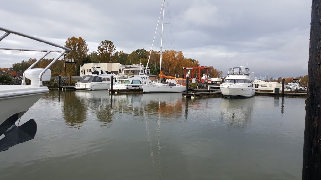 Captains Cove Marina - Work Yard | 6100 Ferry Rd, Delta, BC V4K 3M9, Canada | Phone: (604) 946-1244