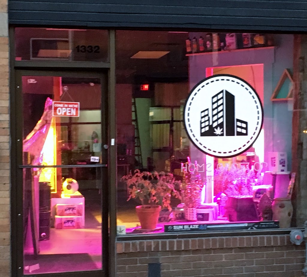 Grow Op Hydroponics | 1332 Bloor St W, Toronto, ON M6H 1P2, Canada | Phone: (416) 530-7750