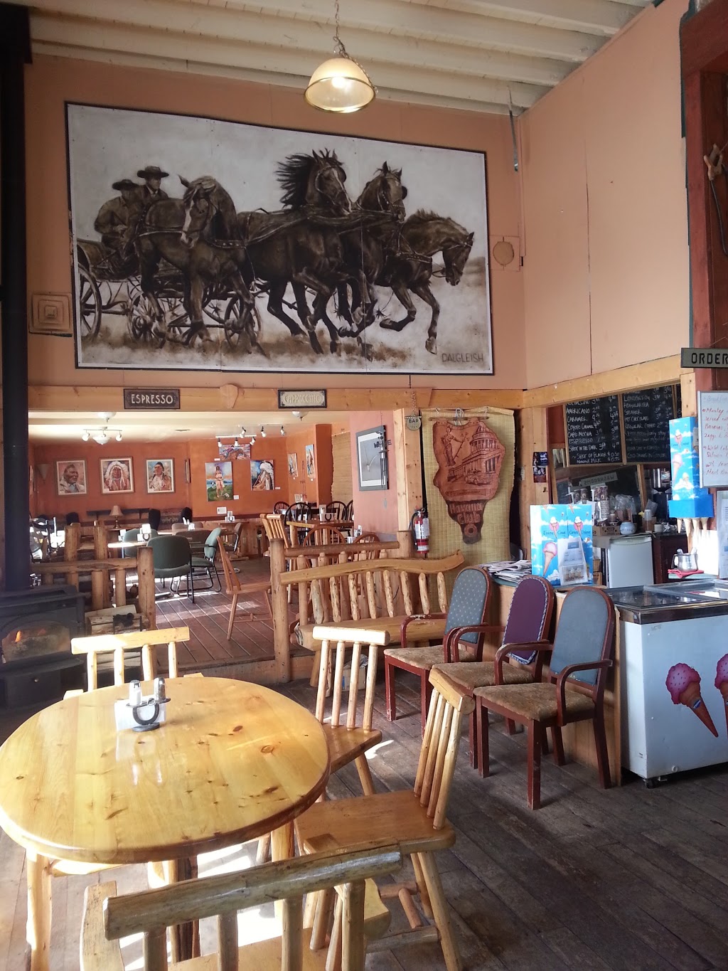 Coyote Moon Cantina & Espresso Bar | 202 Main St NW, Turner Valley, AB T0L 2A0, Canada | Phone: (403) 933-3363