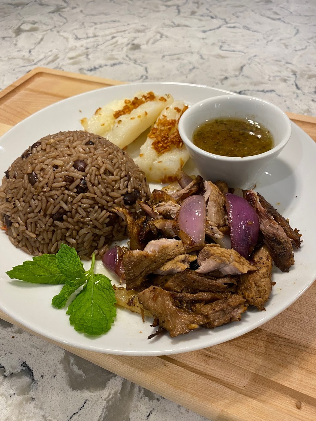 Tasty Cuban Eats | 2361 11th Line, Bradford, ON L3Z 2A5, Canada | Phone: (437) 229-4153