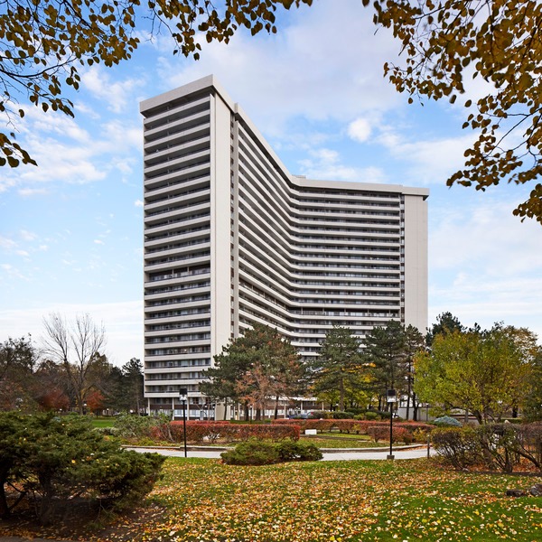 Rideau Towers | 49 Thorncliffe Park Dr, East York, ON M4H 1J6, Canada | Phone: (416) 423-7910