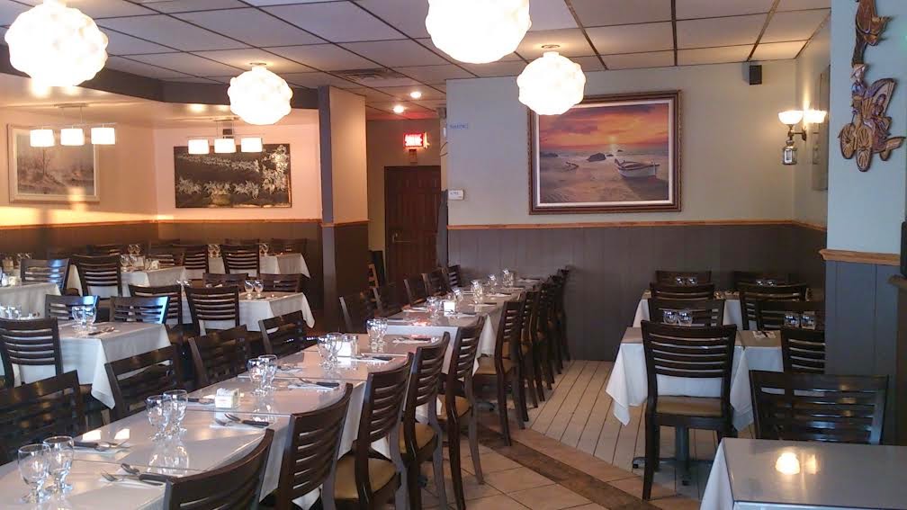 Chez Papa Dasie | 879 Rue Chartrand, Terrebonne, QC J6W 2M3, Canada | Phone: (450) 471-6900