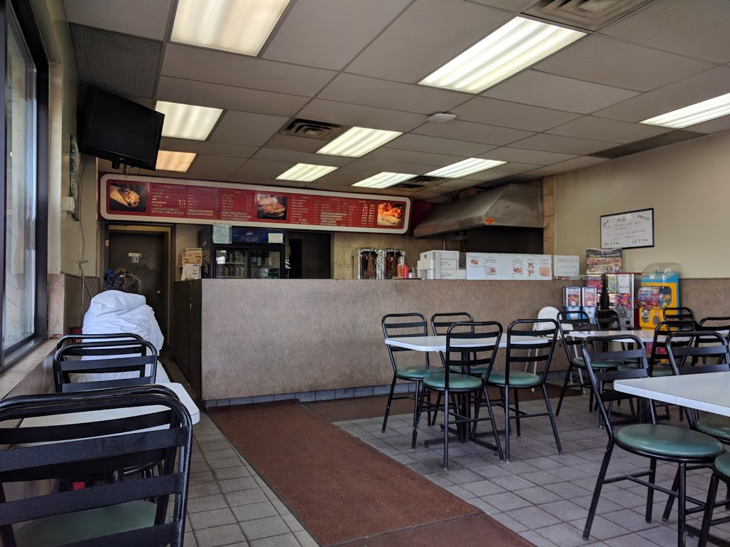 Moms Donair | 16209 Stony Plain Rd, Edmonton, AB T5P 4X3, Canada | Phone: (780) 486-7152