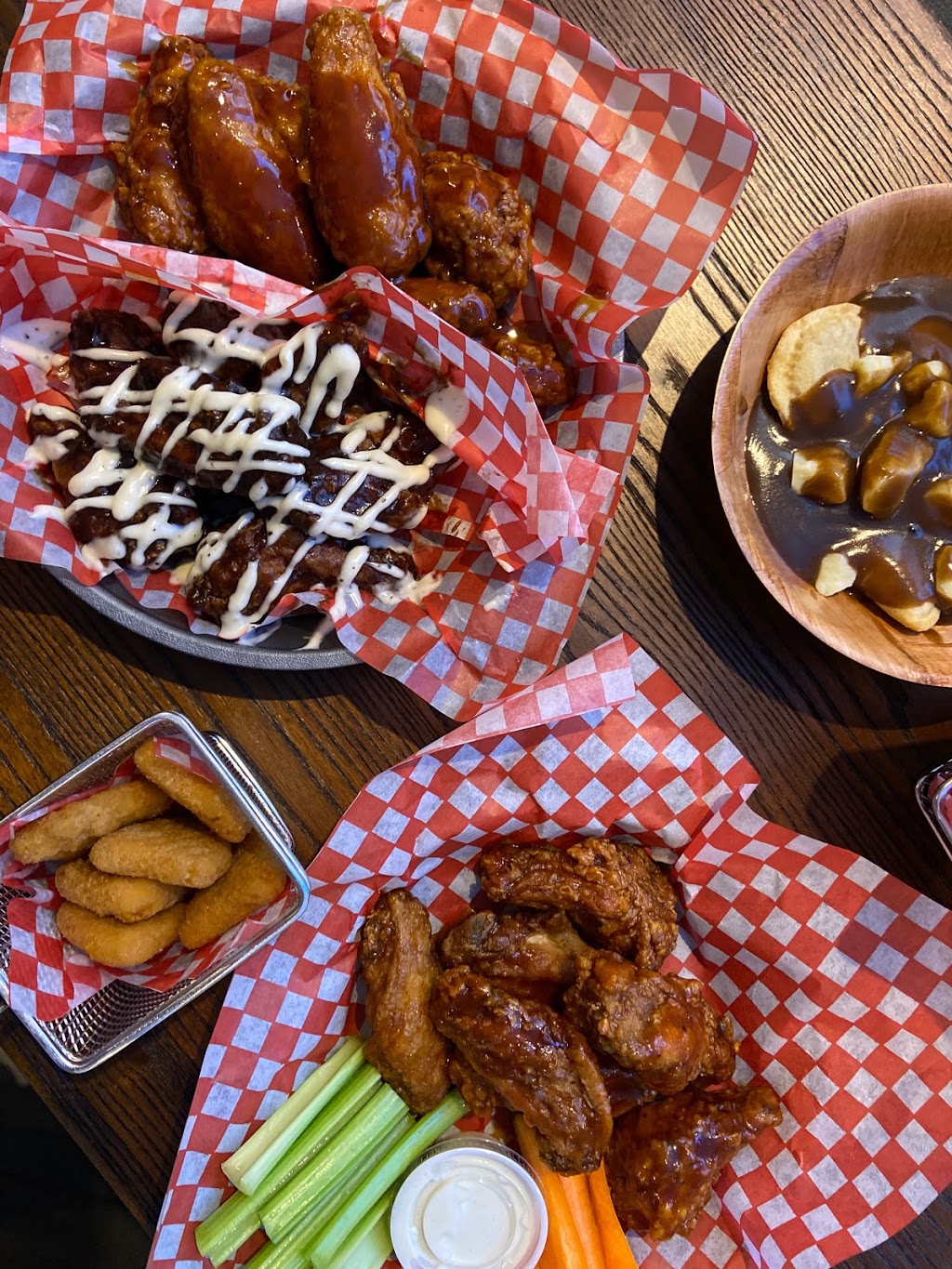 The Wing Factory | 718 College St, Toronto, ON M6G 1C3, Canada | Phone: (416) 533-8090