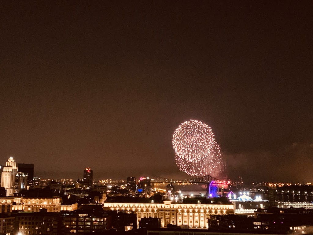 LInternational des Feux Loto-Québec | La Ronde, 22 Chem. Macdonald, Montréal, QC H3C 6A3, Canada | Phone: (514) 397-2001