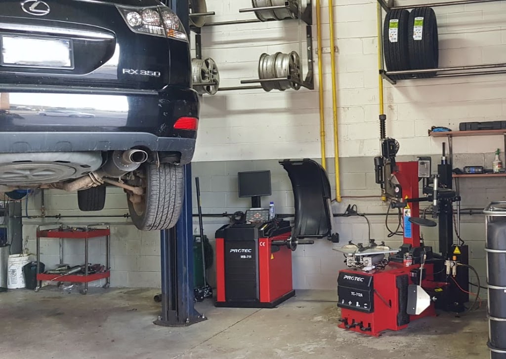 H&R Global Tire Shop | 6315 Shawson Dr Unit 17, Mississauga, ON L5T 1J2, Canada | Phone: (647) 539-8747