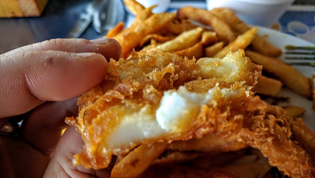 Harrys Fish & Chips | 1138 Fennell Ave E, Hamilton, ON L8T 1S5, Canada | Phone: (905) 383-0074