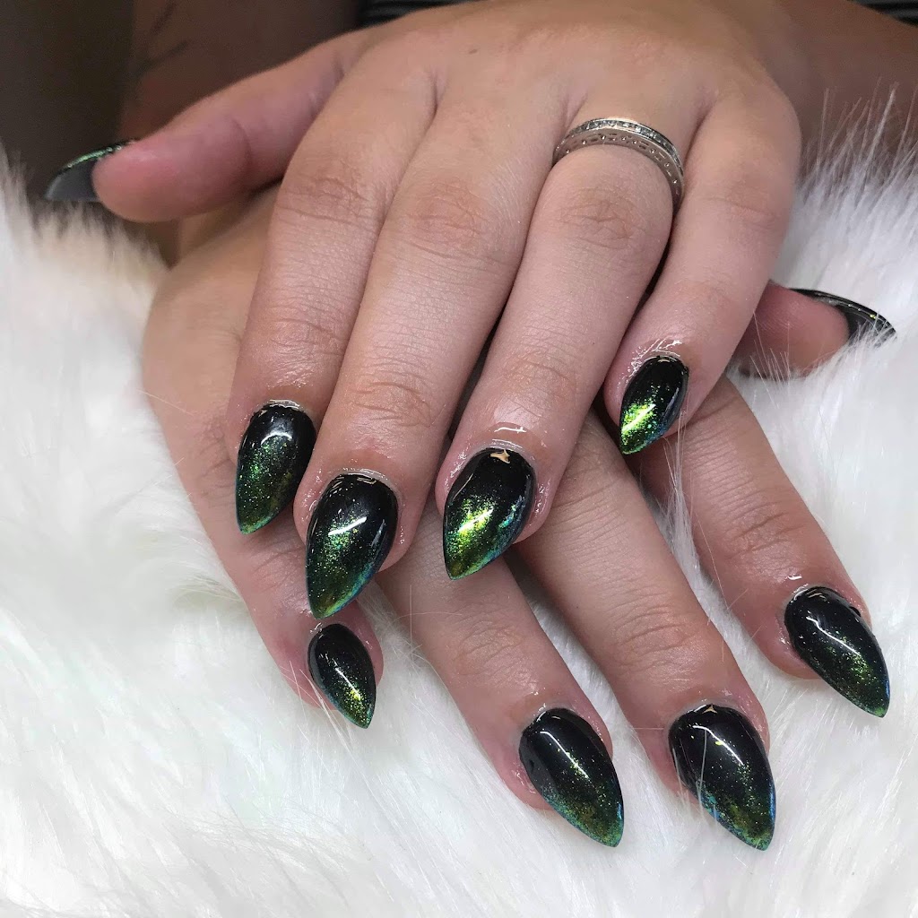 Majestic Nails | 6689 Lundys Ln, Niagara Falls, ON L2G 1V4, Canada | Phone: (905) 353-1864