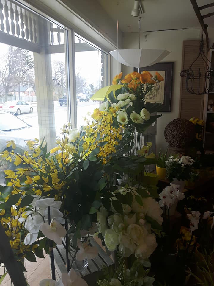 Avenue Florist | 343 Portsmouth Ave, Kingston, ON K7L 1V7, Canada | Phone: (613) 531-8700