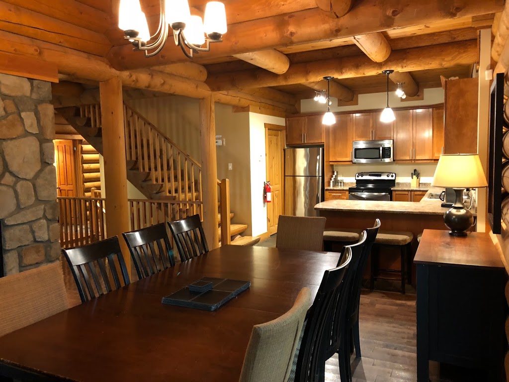 Chalets Chinook Tremblant - Chinook 2 - Mont Tremblant | 890 Chemin des Pionniers, Labelle, QC J0T 1H0, Canada | Phone: (514) 247-9634