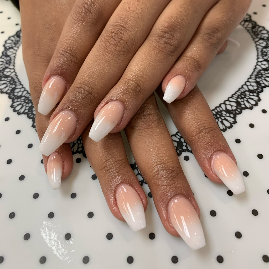 Exclusive Nails & Spa | 15 Fandor Way #4A, Brampton, ON L7A 4S2, Canada | Phone: (905) 970-9909