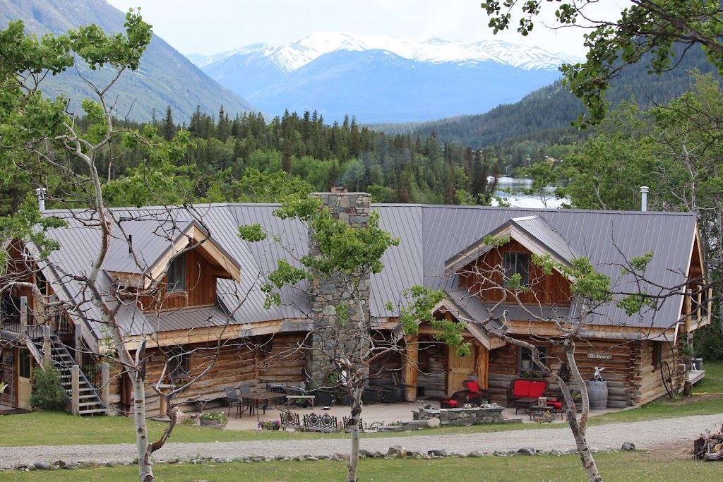 Tsylos Park Lodge & Adventures | Chilko Lake, Cariboo, BC V0L 1W0, Canada | Phone: (250) 483-4368