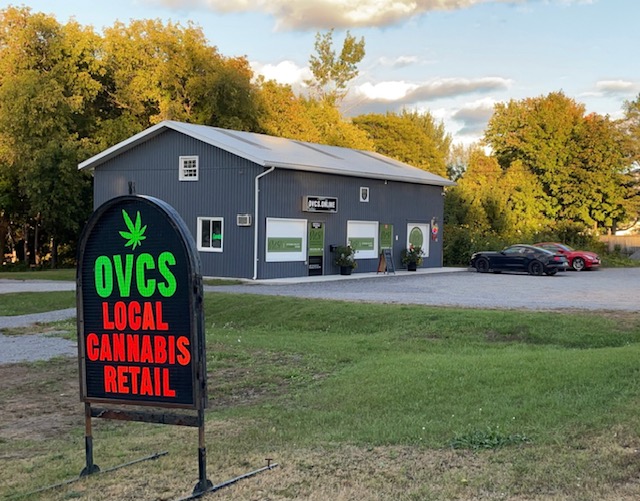 OVCS - Ottawa Valley Cannabis Store - OCS Licensed Retailer | 1035 Pembroke St E, Pembroke, ON K8A 6Z3, Canada | Phone: (613) 629-6827