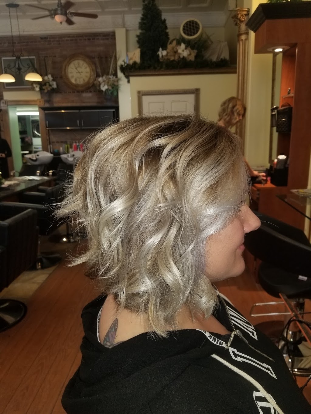 Cielo Salon | 674 Main St, East Aurora, NY 14052, USA | Phone: (716) 652-7633