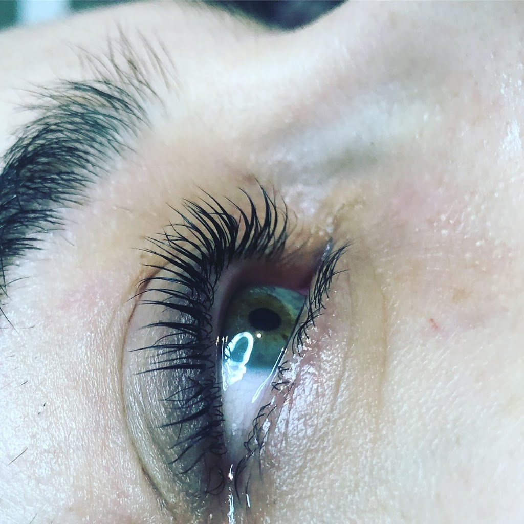 Eyelashes Extensions Vaughan | 142 York Hill Blvd, Thornhill, ON L4J 2P6, Canada | Phone: (647) 836-7080