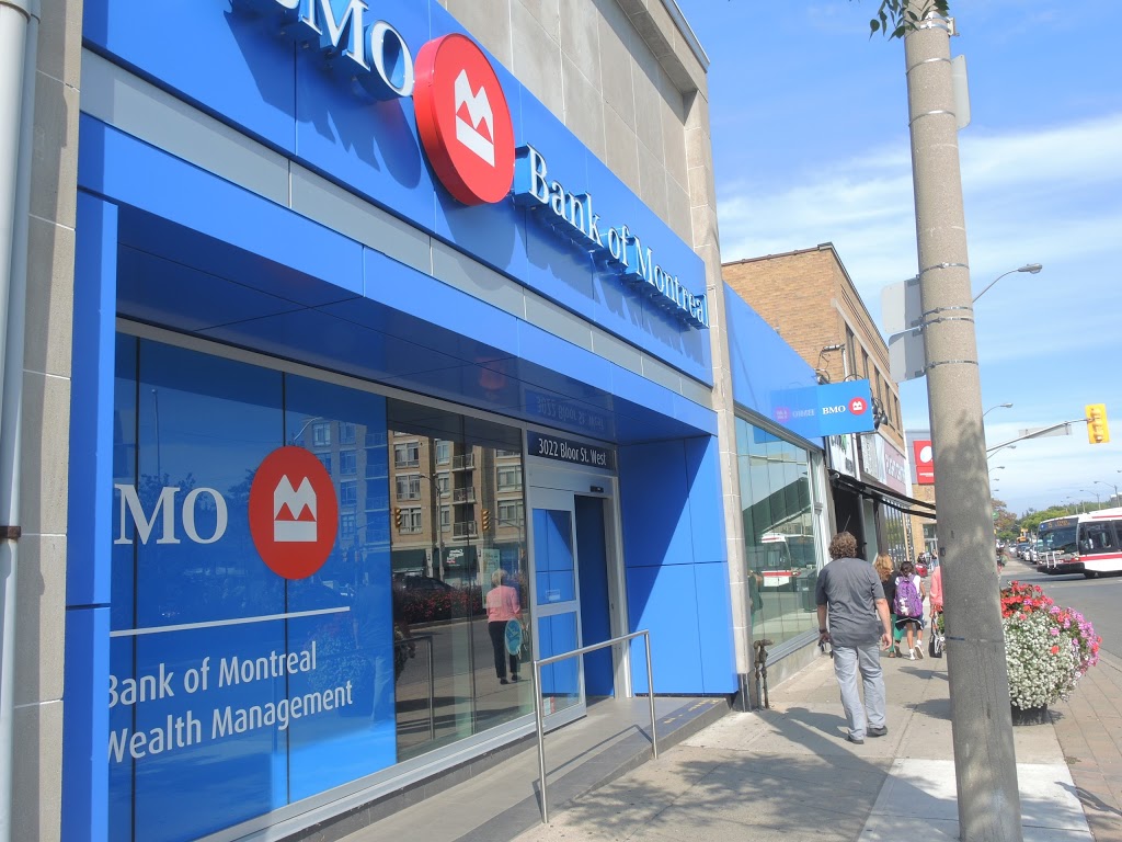 BMO Bank of Montreal | 3022 Bloor St W, Etobicoke, ON M8X 1C4, Canada | Phone: (416) 231-2255