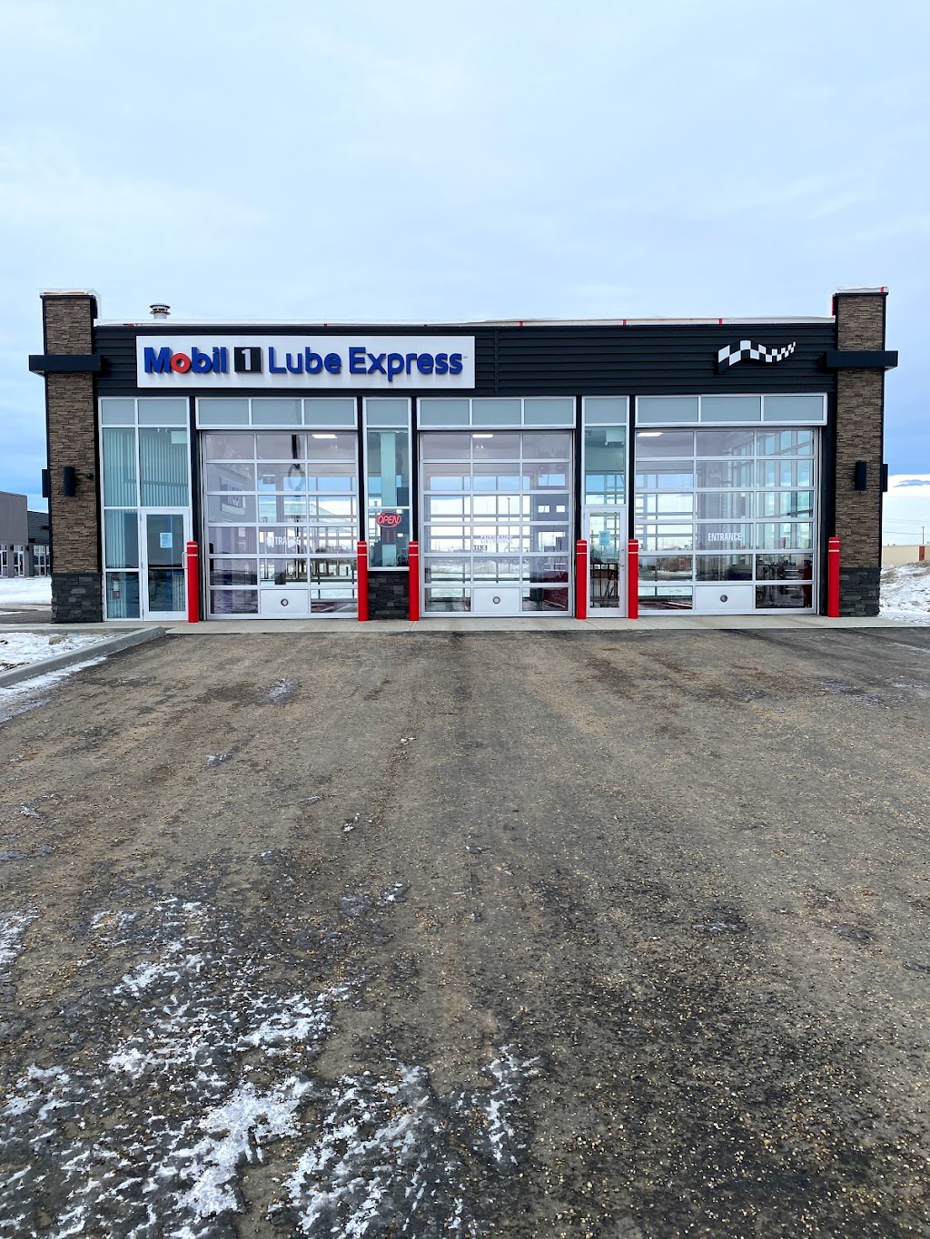 Mobil 1 Lube Express - Sylvan Lake | 1 Iron Gate Blvd #210, Sylvan Lake, AB T4S 0T8, Canada | Phone: (587) 457-0141