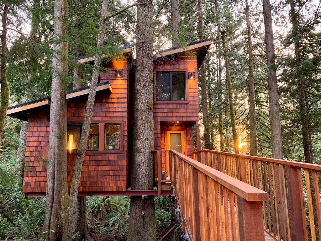 East Sooke Treehouse | 6601 East Sooke Road, Sooke, BC V9Z 1A5, Canada | Phone: (250) 686-5652