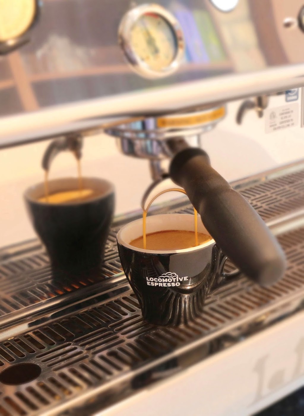 Locomotive Espresso - North | 408 Pall Mall St, London, ON N5Y 2Z2, Canada | Phone: (519) 601-3896