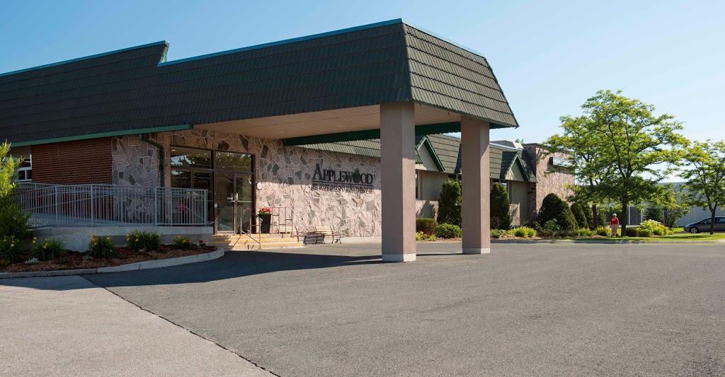 Applewood Retirement Residence | 1500 Lansdowne St, Peterborough, ON K9J 2A2, Canada | Phone: (705) 749-1500