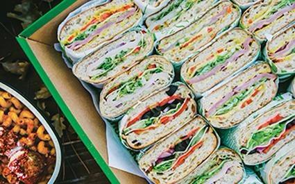 Quiznos | 1581 Greenbank Rd, Nepean, ON K2J 4Y6, Canada | Phone: (613) 825-5585