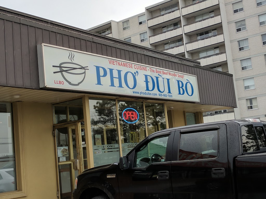 Pho Dui Bo | 800 Queenston Rd #18, Stoney Creek, ON L8G 1A7, Canada | Phone: (905) 662-7500