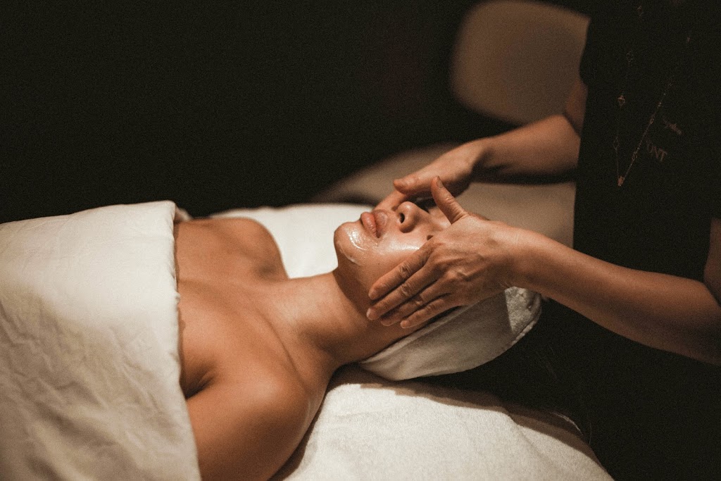 The Spa At The Hazelton | 118 Yorkville Ave, Toronto, ON M5R 1C2, Canada | Phone: (416) 963-6307