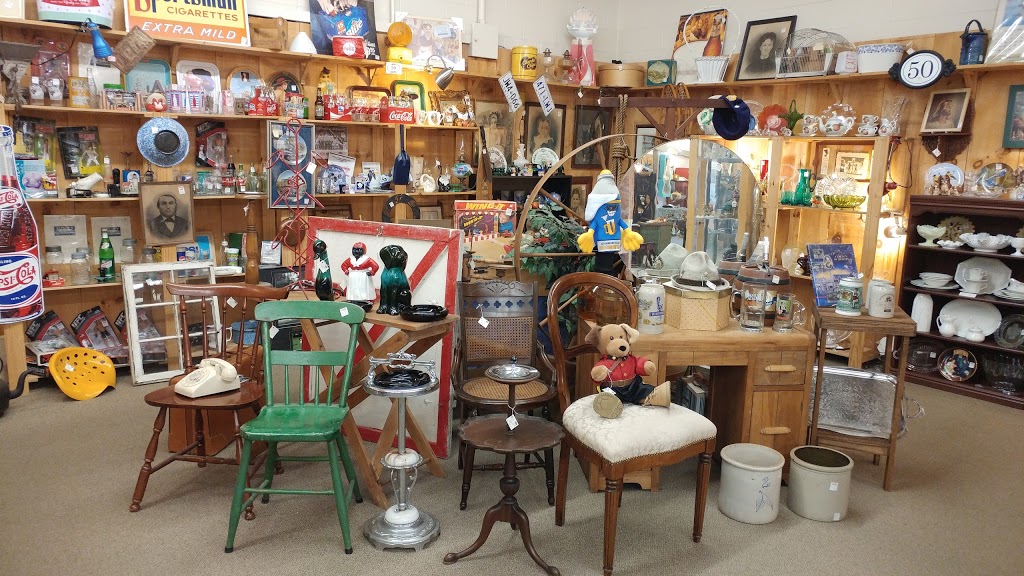 Market Road Antiques | 845 Weber St N, Waterloo, ON N2V 1V8, Canada | Phone: (519) 746-1999