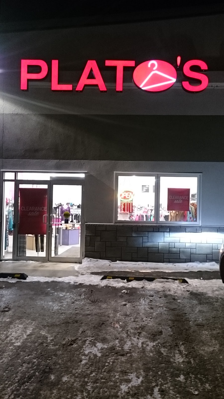 Platos Closet | 331A 105 Street East, Saskatoon, SK S7N 1Z4, Canada | Phone: (306) 974-3900