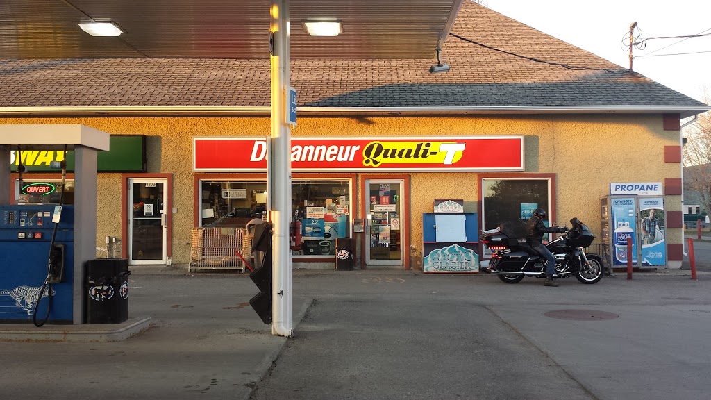 Dépanneur Quali-T | 4675 Boulevard de Shawinigan-Sud, Shawinigan-Sud, QC G9N 6T5, Canada | Phone: (819) 536-3551