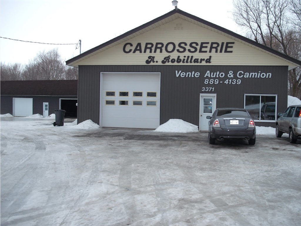 Carrosserie A Robillard | 3371 Rang Grand St Pierre, Sainte-Élisabeth, QC J0K 2M0, Canada | Phone: (450) 889-4139