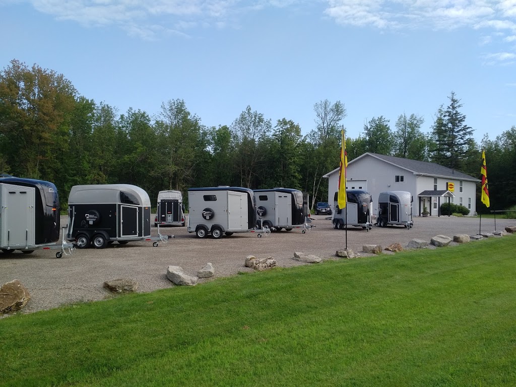 Maple Lane Equestrian Trailers | 4256 Lanark County Rd 43, Smiths Falls, ON K7A 4S4, Canada | Phone: (613) 284-0419