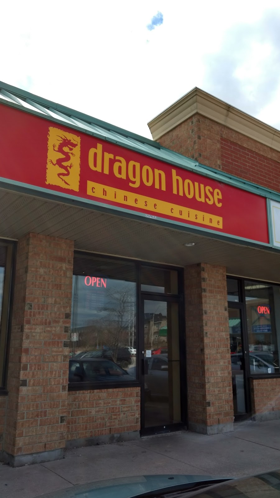 Dragon House | 2530 Sixth Line, Oakville, ON L6H 6W5, Canada | Phone: (905) 257-2211