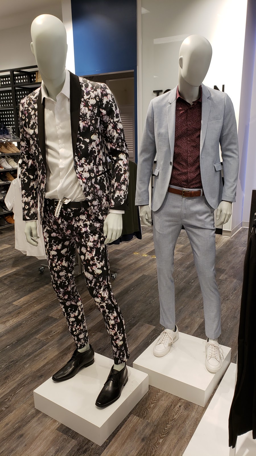 Topman | 240 Leighland Ave, Oakville, ON L6H 3H6, Canada | Phone: (905) 842-4811