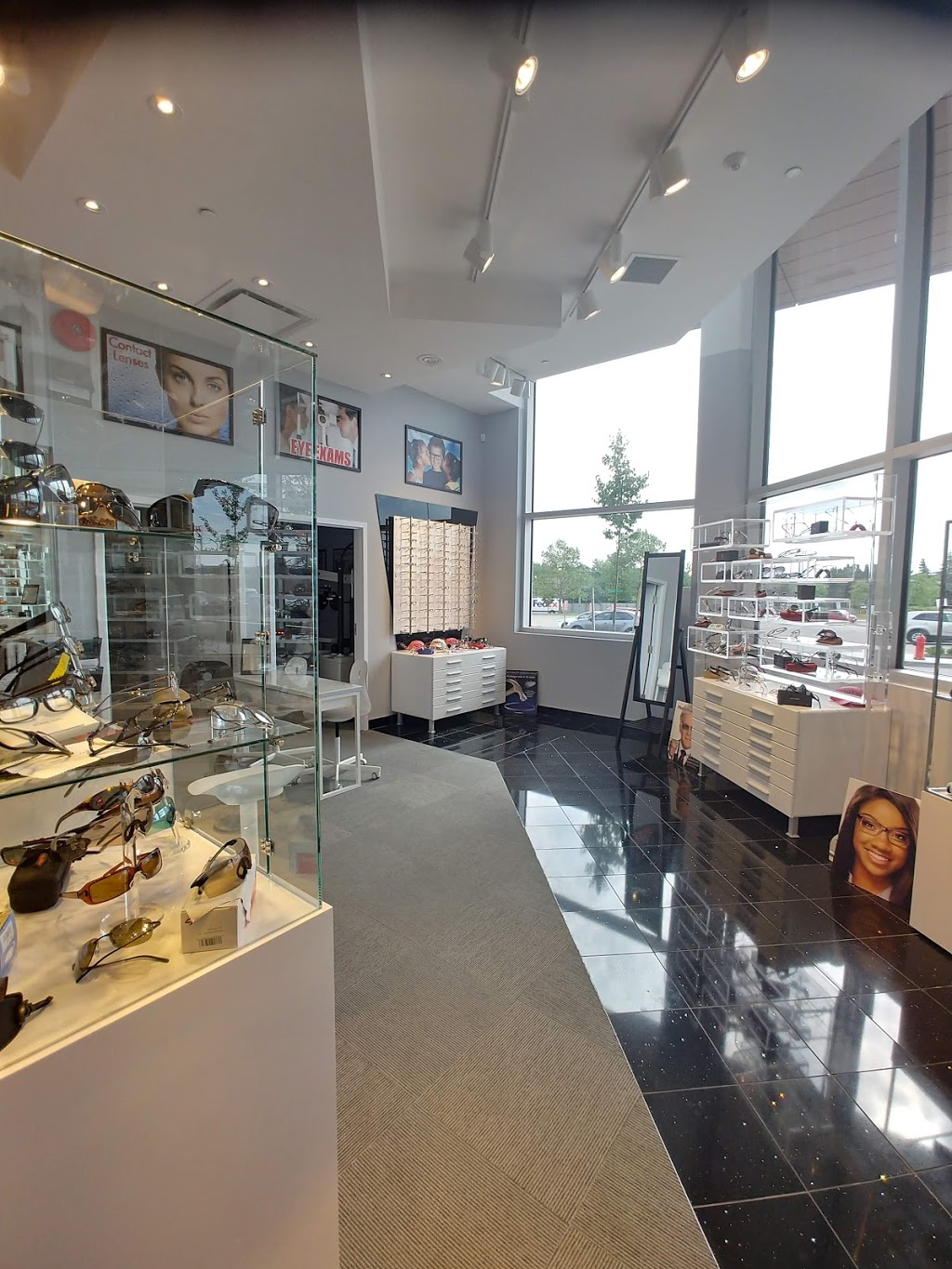 Hakim Optical Conestoga Mall | 550 King St N, Waterloo, ON N2L 5W6, Canada | Phone: (519) 746-2020