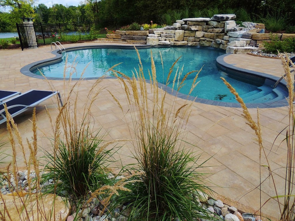 Abloom Landscape Contractor | 6547 Bank St, Metcalfe, ON K0A 2P0, Canada | Phone: (613) 821-6012