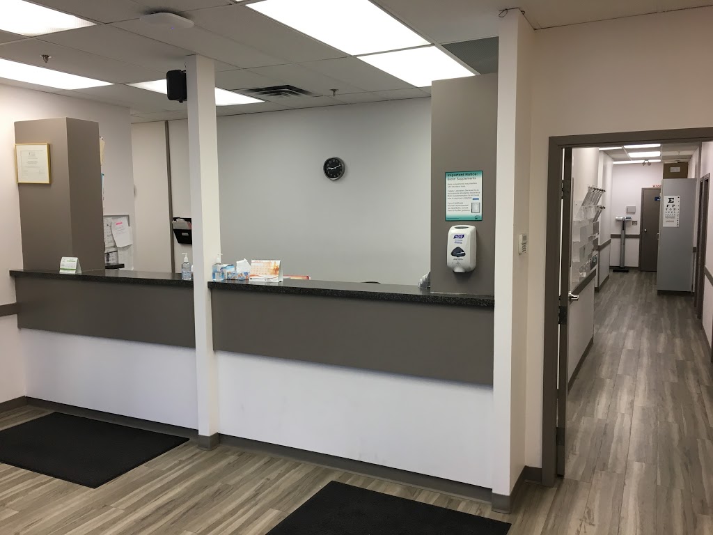 Universal Health Pharmacy #4 | 1829 Ranchlands Blvd NW #137, Calgary, AB T3G 2A7, Canada | Phone: (403) 452-5554