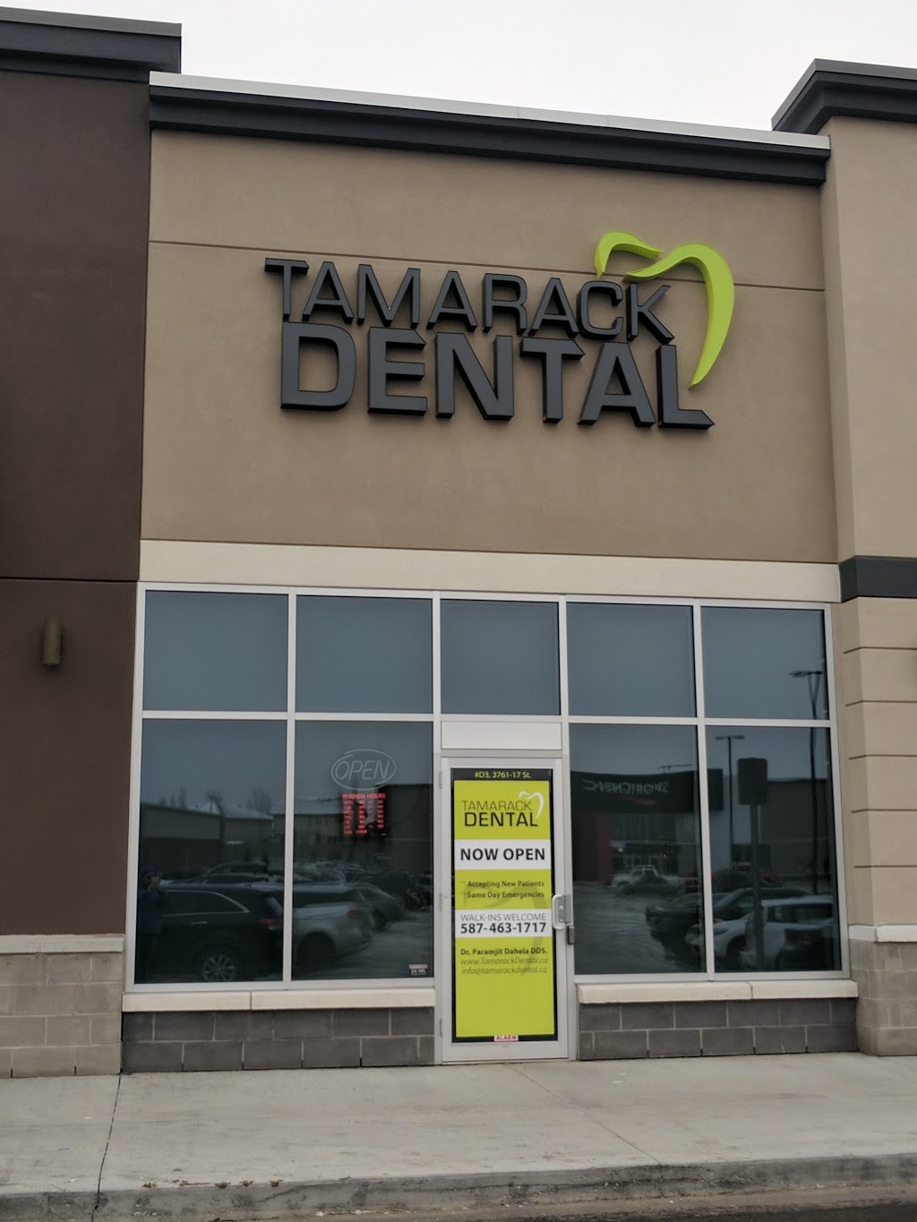 Tamarack Dental | 3761 17 St NW, Edmonton, AB T6T 1A7, Canada | Phone: (587) 463-1717