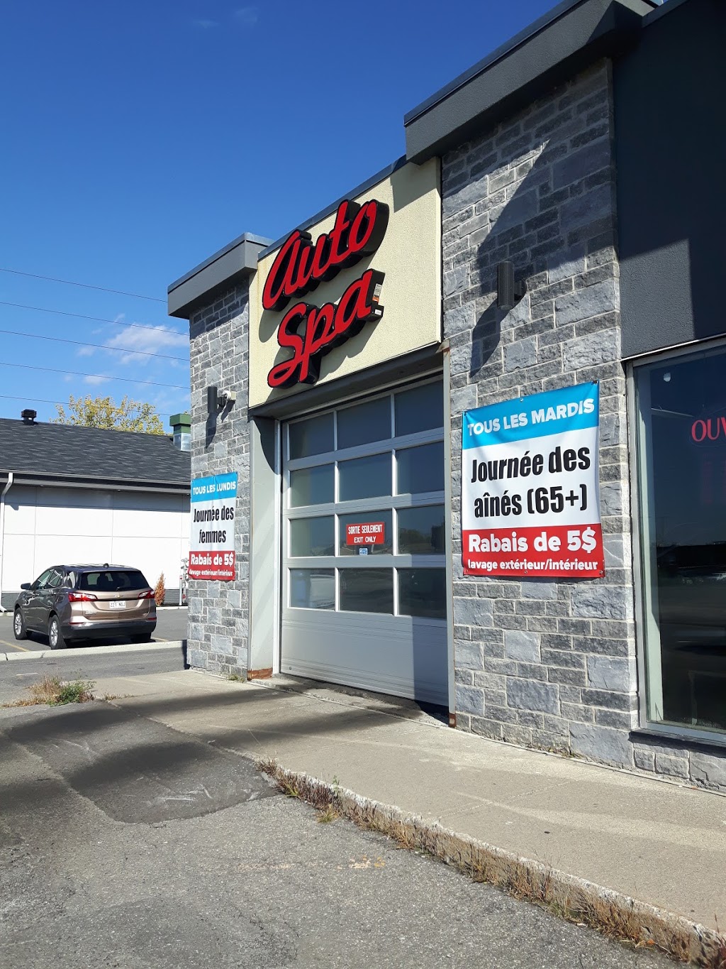 Classique Auto Spa | 110 Boulevard Cardinal Léger, Pincourt, QC J7V 3Y4, Canada | Phone: (438) 257-1990