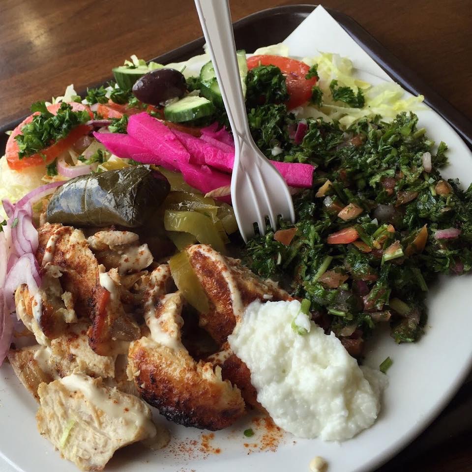 Johnnys Shawarma | 1904 Kennedy Rd, Scarborough, ON M1P 2L8, Canada | Phone: (416) 298-7917