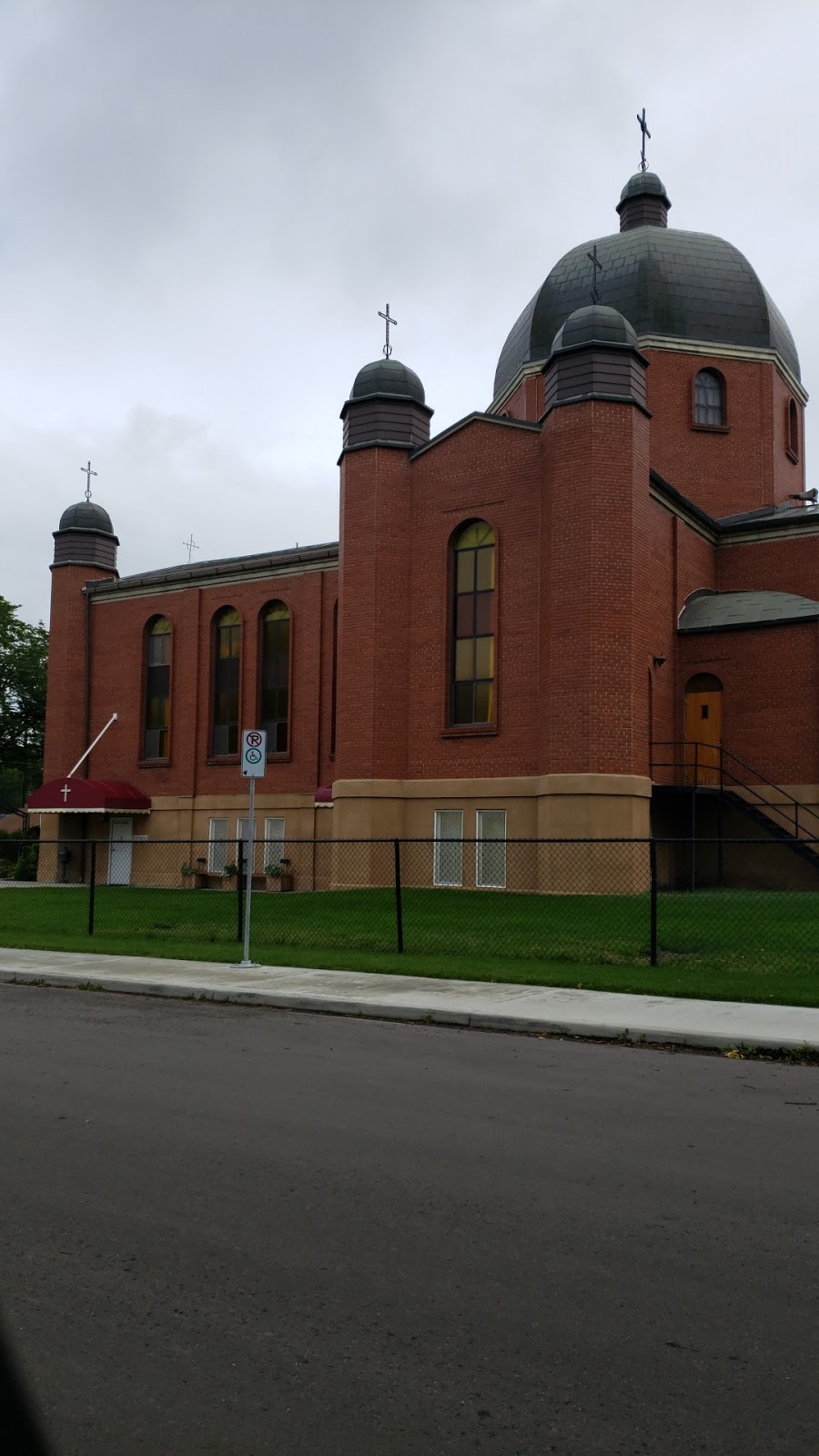 Holy Eucharist Parish | 6425 120 Ave NW, Edmonton, AB T5W 1M2, Canada | Phone: (780) 471-2445