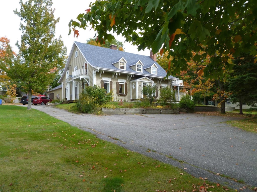 ameublementlamaison.ca | 815 Avenue Ste Thérése, Saint-Joseph-de-Beauce, QC G0S 2V0, Canada | Phone: (418) 397-2445